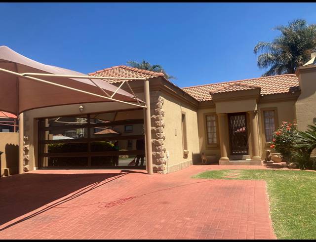 3 BEDROOM FREEHOLD FOR SALE IN BRAKPAN NORTH